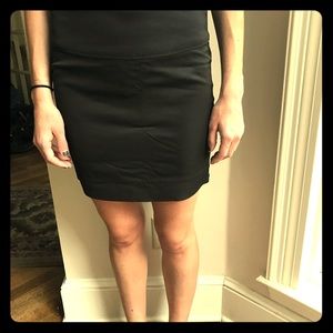 Elizabeth and James Soft Black Skirt Size 2